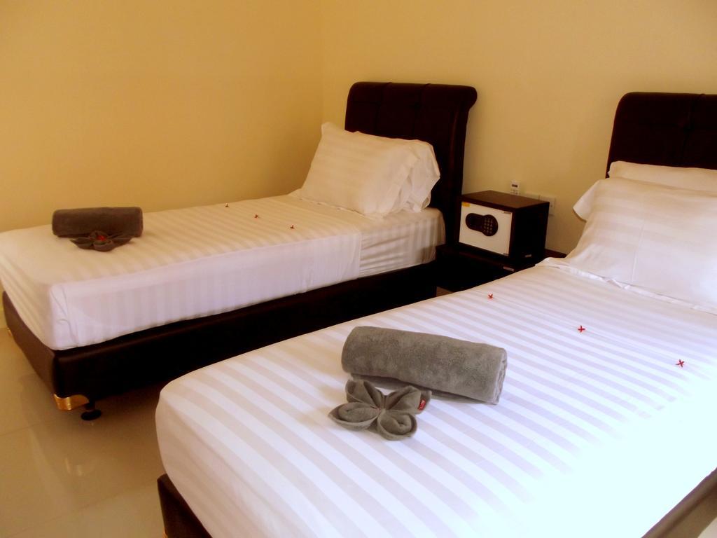 The Lakshmi Villas By The Beach House Gili Trawangan Exterior photo